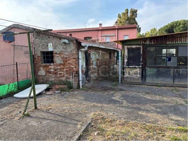 appartamento in vendita a Livorno