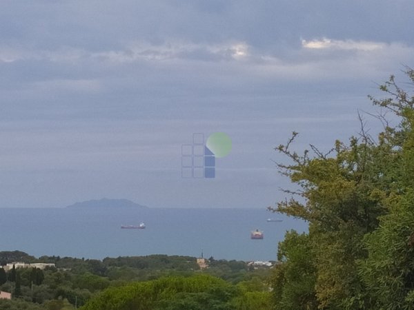 casa indipendente in vendita a Livorno in zona Montenero