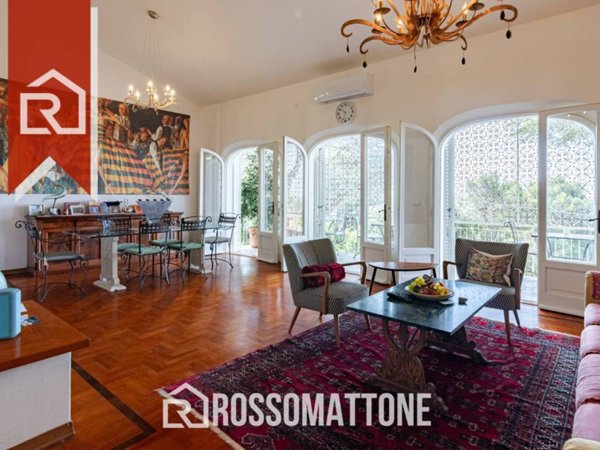casa indipendente in vendita a Livorno in zona Montenero