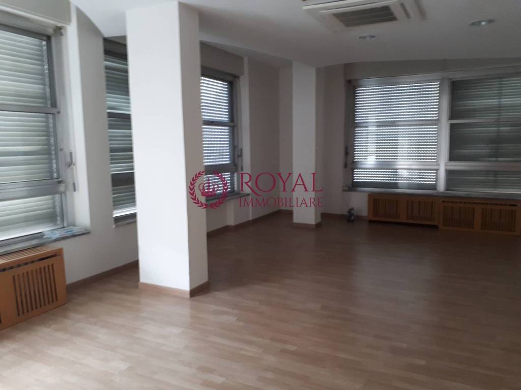 ufficio in vendita a Livorno