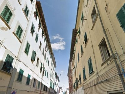 negozio in vendita a Livorno in zona Stazione