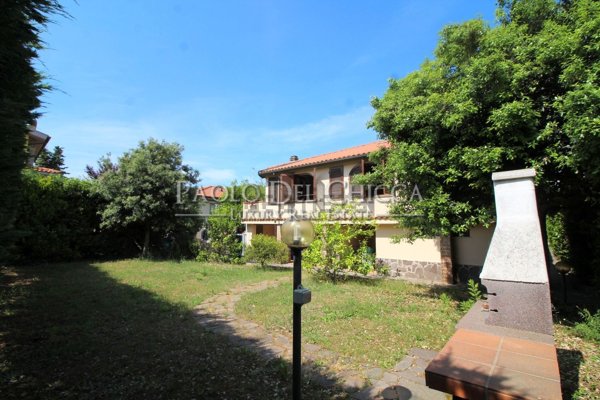 casa indipendente in vendita a Livorno in zona Montenero
