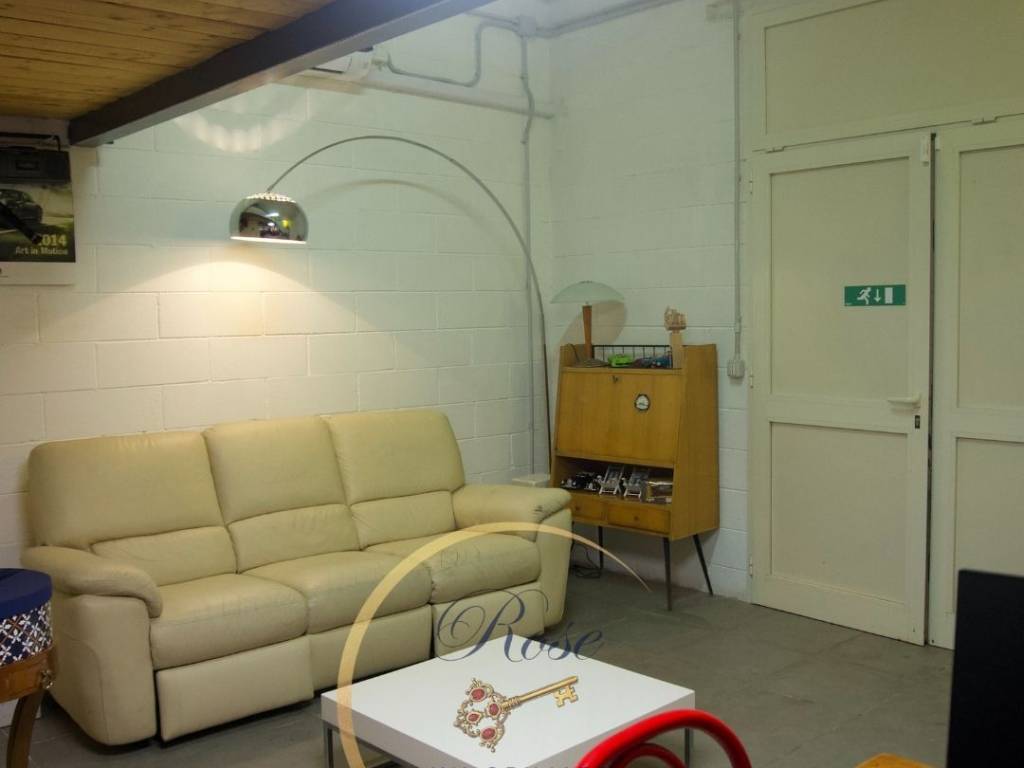 locale di sgombero in vendita a Livorno