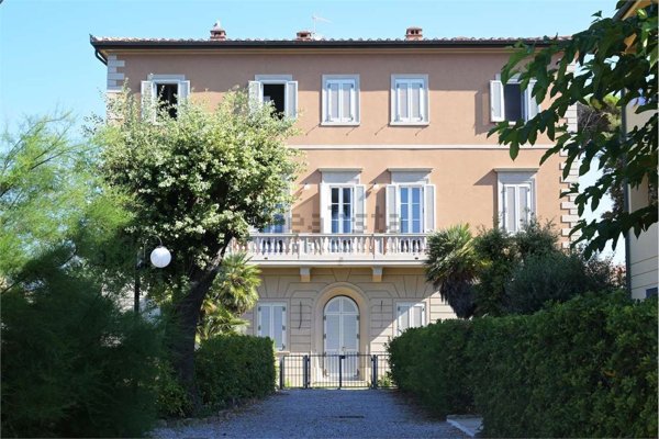 appartamento in vendita a Livorno in zona Antignano