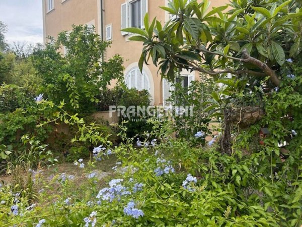 appartamento in vendita a Livorno in zona Limoncino