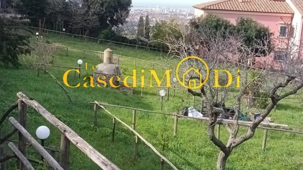 terreno agricolo in vendita a Livorno in zona Montenero