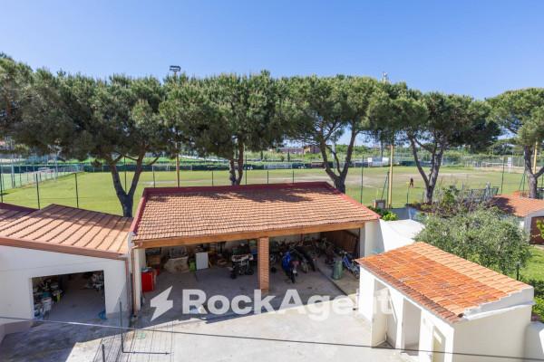 appartamento in vendita a Livorno in zona Stillo