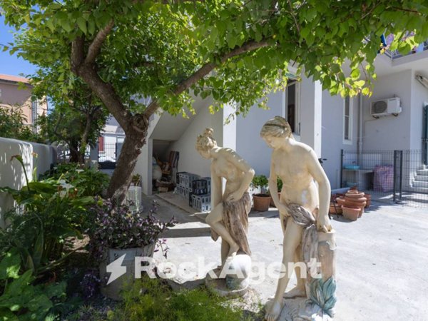 appartamento in vendita a Livorno