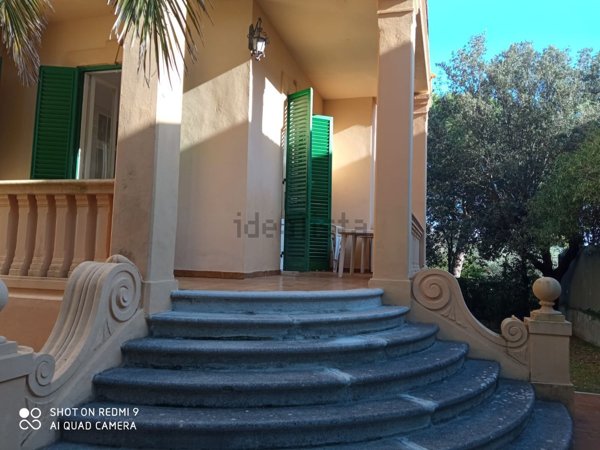 casa indipendente in vendita a Livorno