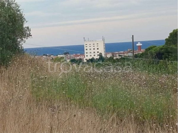 terreno agricolo in vendita a Livorno in zona La Leccia