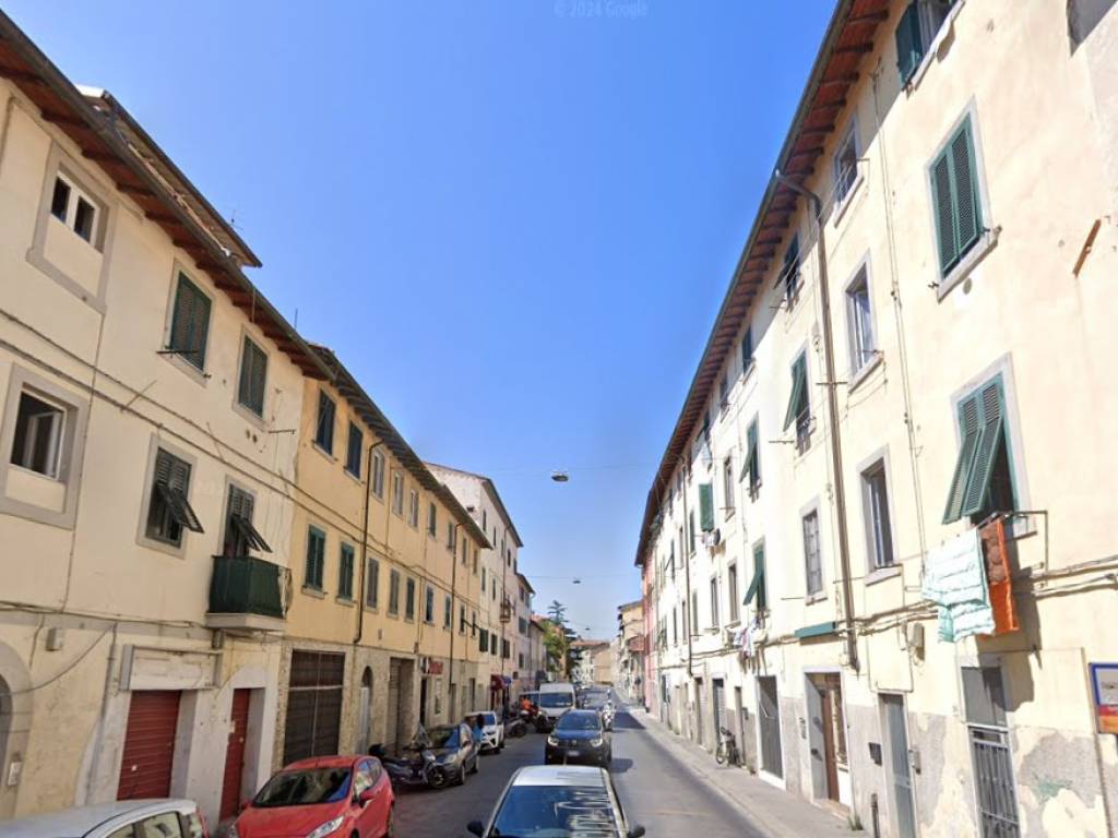 negozio in vendita a Livorno in zona Centro Città