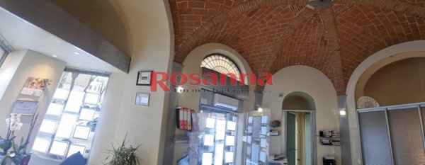 locale commerciale in vendita a Livorno