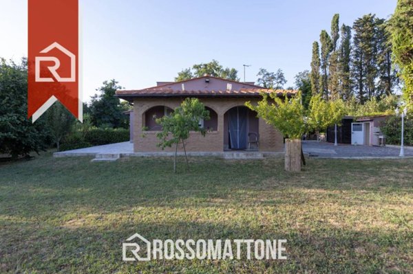 casa indipendente in vendita a Livorno in zona Padula