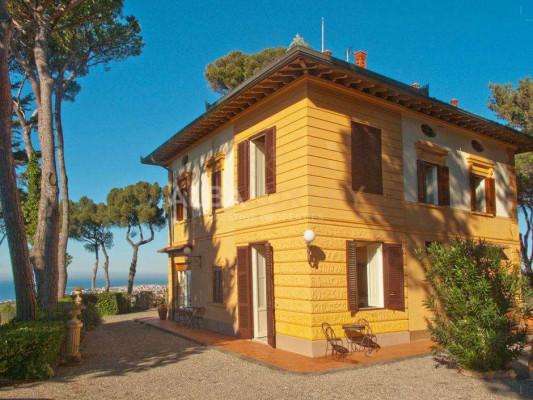 casa indipendente in vendita a Livorno in zona Evangelisti