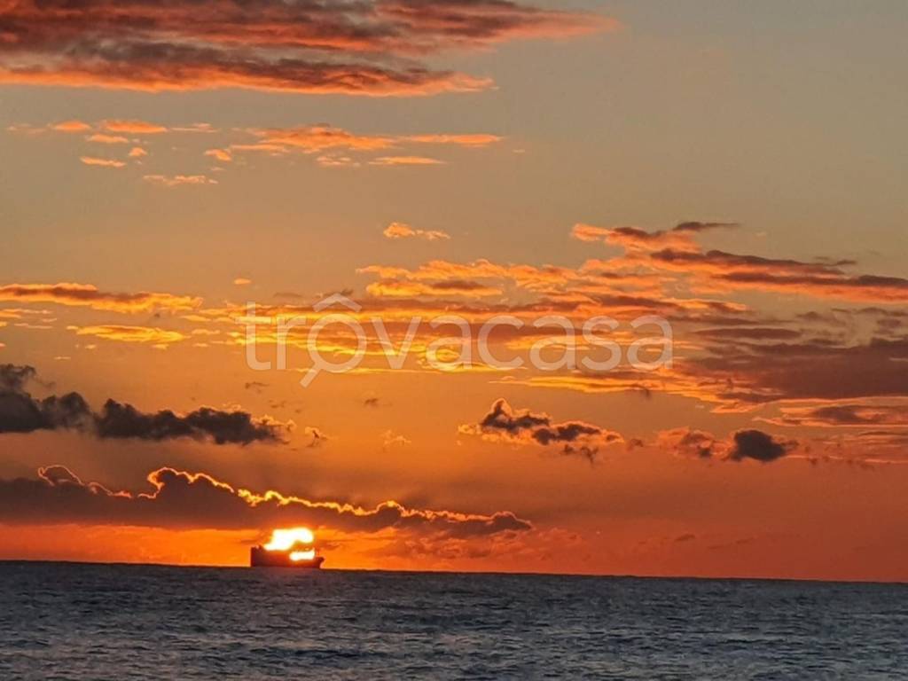 appartamento in vendita a Livorno in zona Antignano