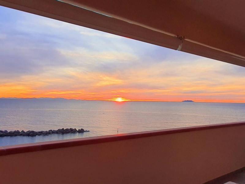 appartamento in vendita a Livorno in zona Antignano