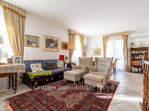 casa indipendente in vendita a Livorno in zona Collinaia
