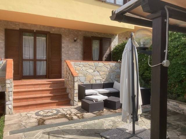 casa indipendente in vendita a Livorno in zona Montenero
