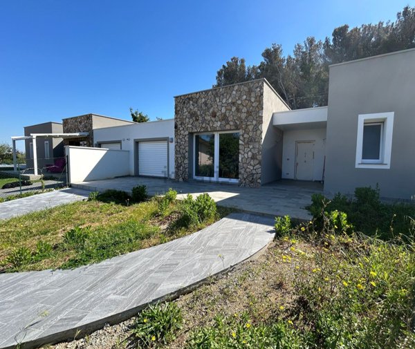 appartamento in vendita a Livorno in zona Antignano