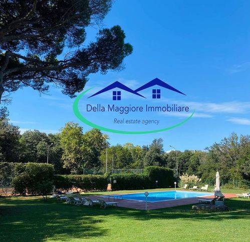appartamento in vendita a Livorno in zona Collinaia