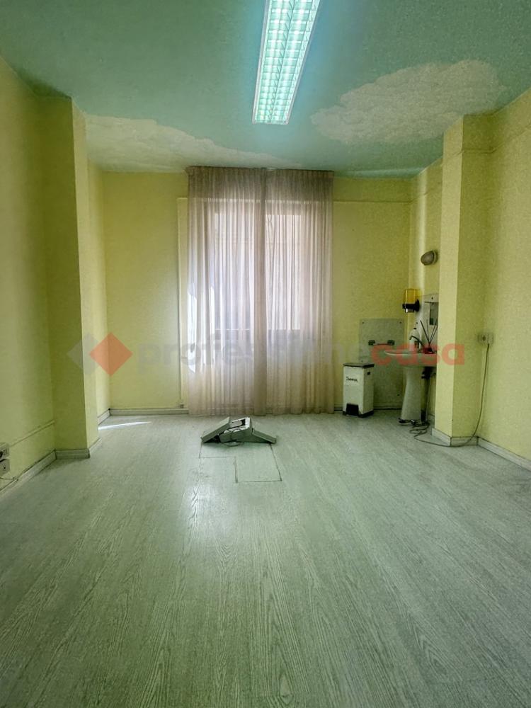 appartamento in vendita a Livorno in zona Centro Città