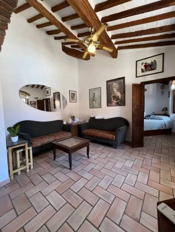 appartamento in vendita a Livorno in zona Stillo