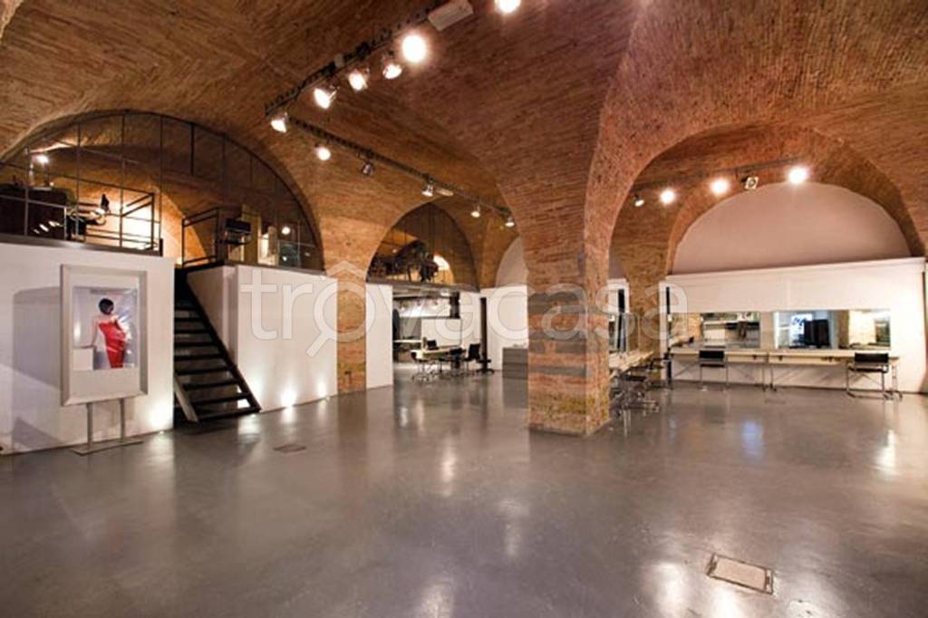 negozio in vendita a Livorno