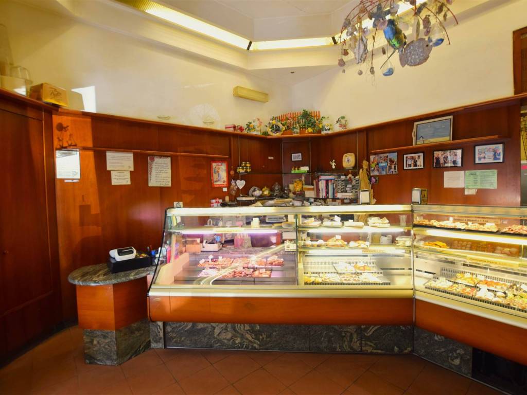 negozio in vendita a Livorno