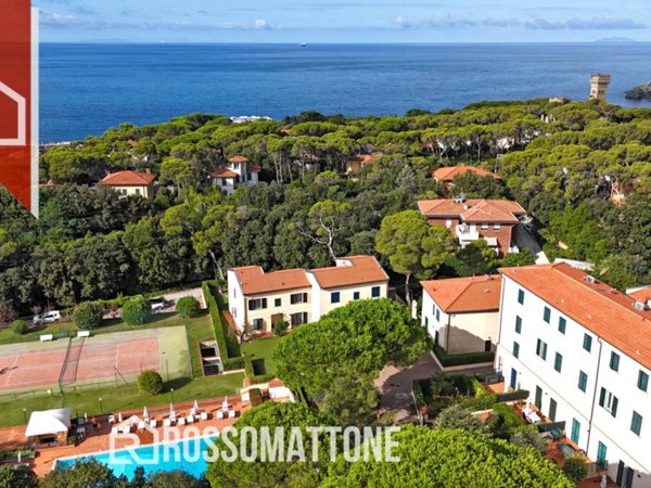 appartamento in vendita a Livorno in zona Montenero