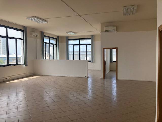 ufficio in vendita a Livorno