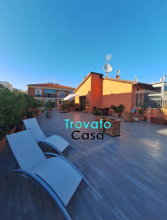 appartamento in vendita a Livorno in zona Centro Città