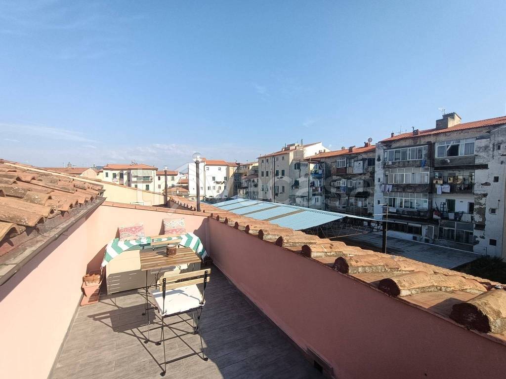 appartamento in vendita a Livorno in zona Centro Città