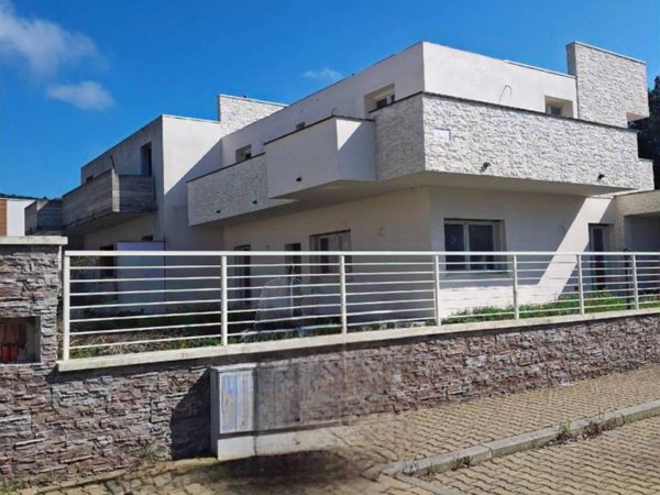 casa indipendente in vendita a Livorno in zona Montenero