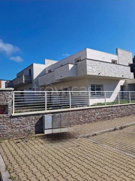 casa indipendente in vendita a Livorno in zona Montenero