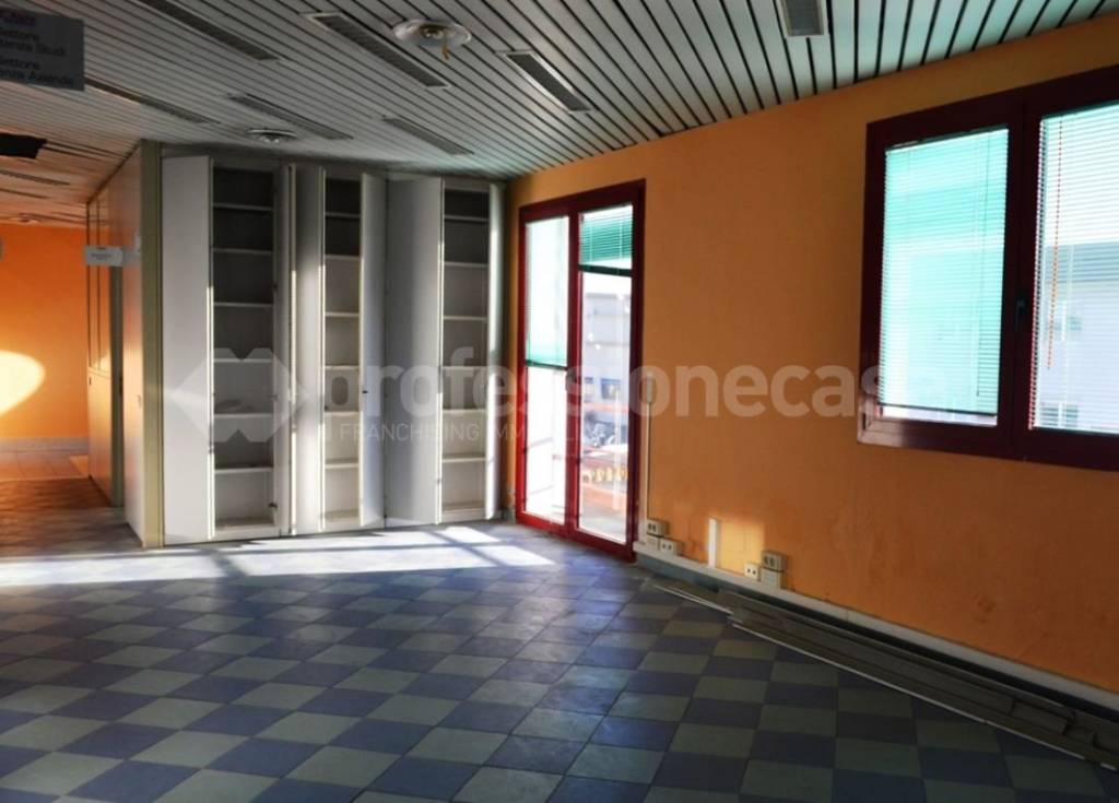 ufficio in vendita a Livorno