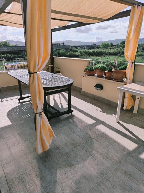 appartamento in vendita a Livorno in zona Antignano