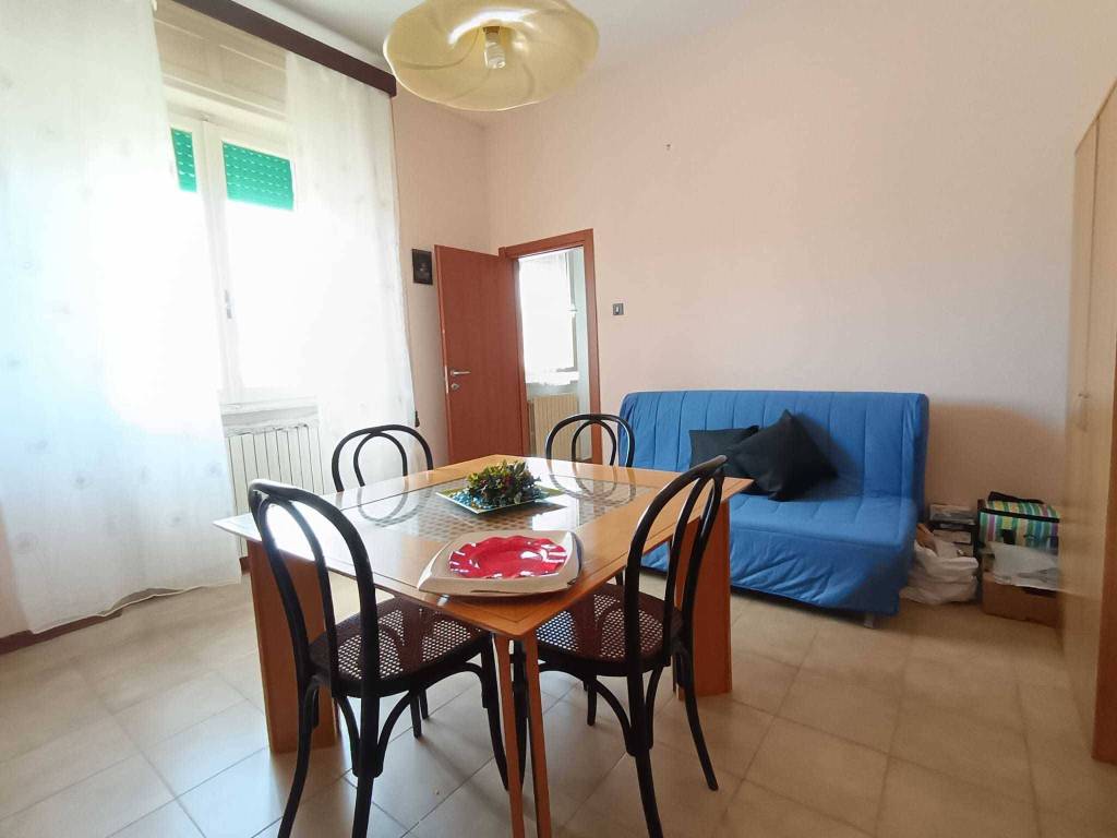 appartamento in vendita a Livorno in zona Limoncino