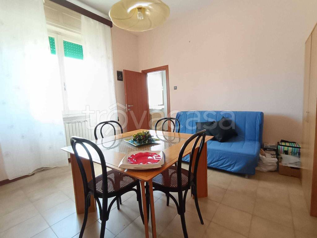 appartamento in vendita a Livorno in zona Padula