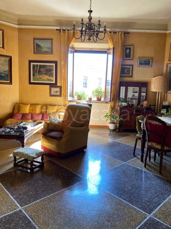 appartamento in vendita a Livorno in zona Centro Città