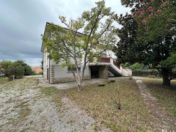 casa indipendente in vendita a Livorno