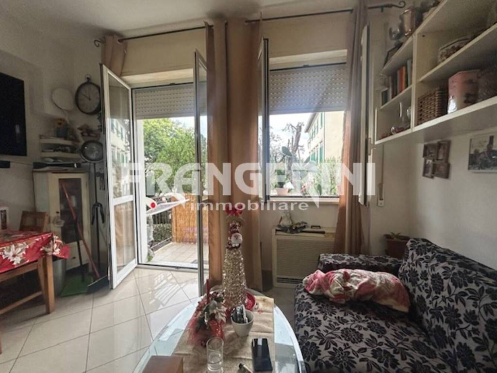 appartamento in vendita a Livorno in zona Antignano