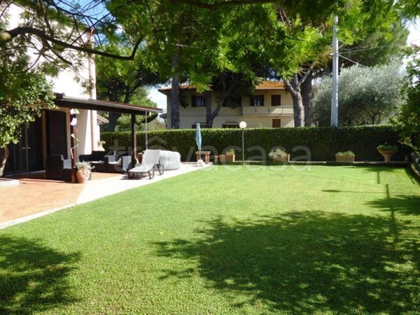 casa indipendente in vendita a Livorno in zona Stazione