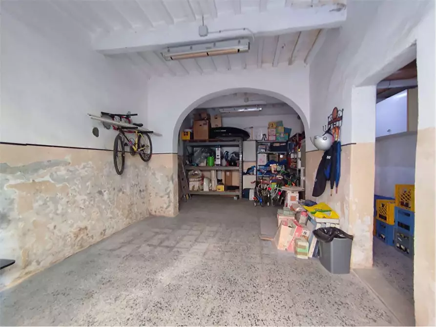 negozio in vendita a Livorno