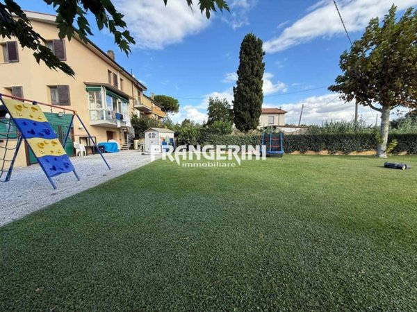 casa indipendente in vendita a Livorno in zona Collinaia