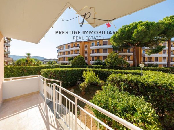 appartamento in vendita a Livorno in zona Antignano