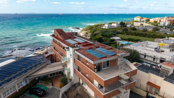 appartamento in vendita a Livorno in zona Ardenza