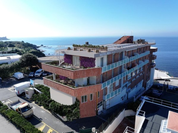 appartamento in vendita a Livorno in zona Antignano