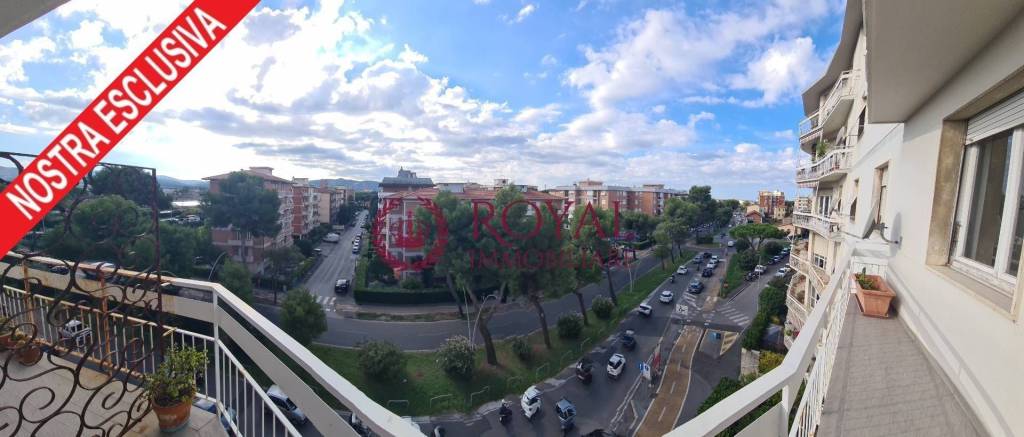 appartamento in vendita a Livorno in zona Lungomare