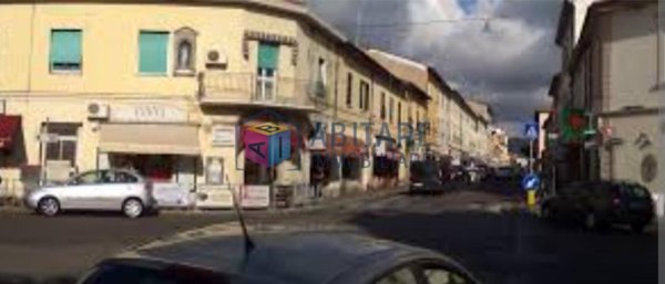 negozio in vendita a Livorno in zona Ospedale