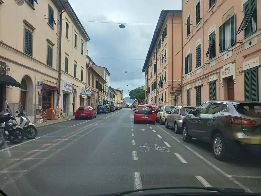 negozio in vendita a Livorno in zona Ospedale